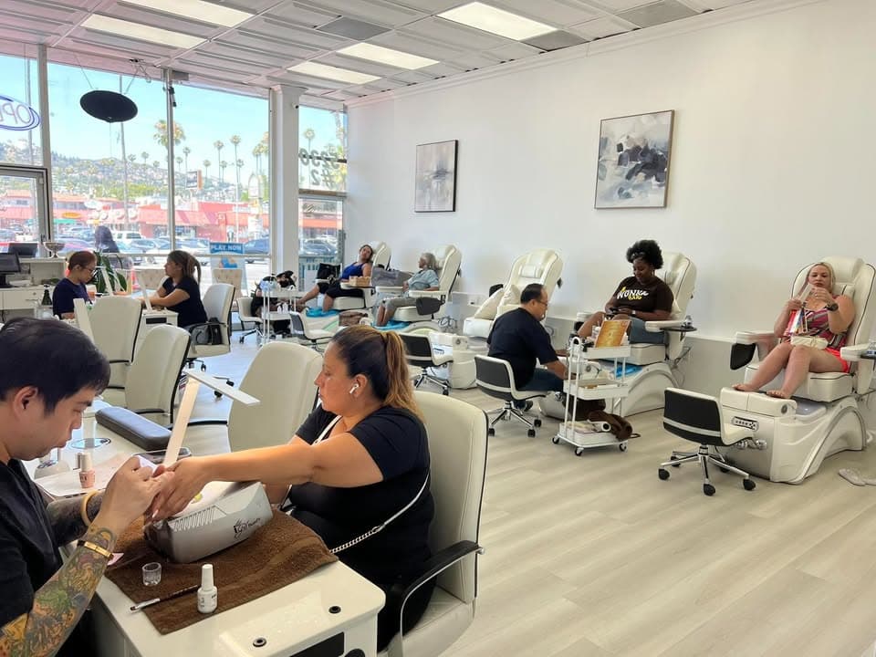 Real nail salon detail photo